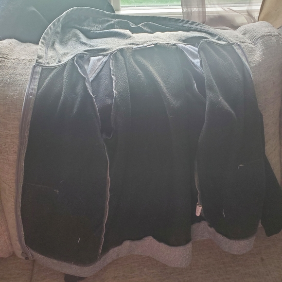 Kids Puma Zippered Hoodie - Picture 4 of 4